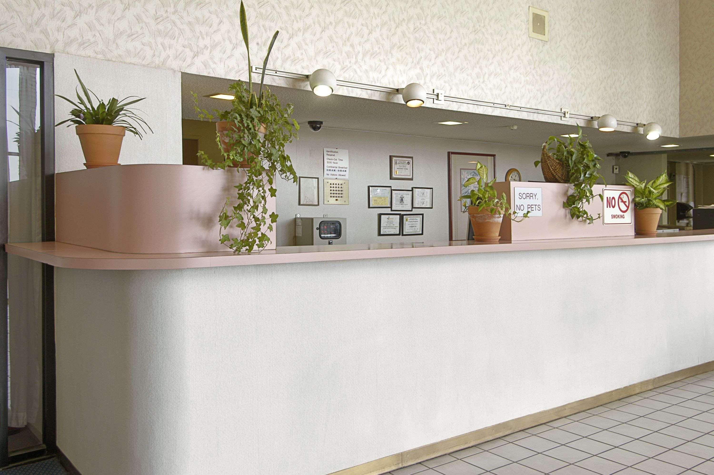 Travelodge By Wyndham Commerce Los Angeles Area Dış mekan fotoğraf